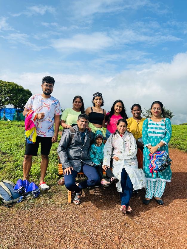 Kas Pathar One Day Tour from Pune with Sajjangad and Sangam Mahuli