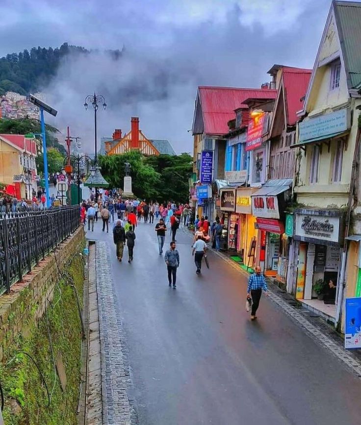 Mall-Road-Shimla-India-is-one-of-the-most-sought-after-destination-in-summer-as-heat-soars-towards-high-temperature-in-other-parts-of-country_-OC