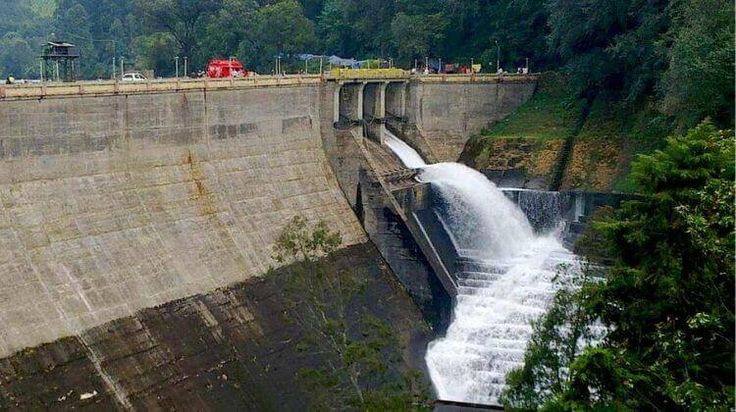 Mattupetty-Dam-in-kerala-See-Mountains-View-of-Kerala-_-Picnicwale