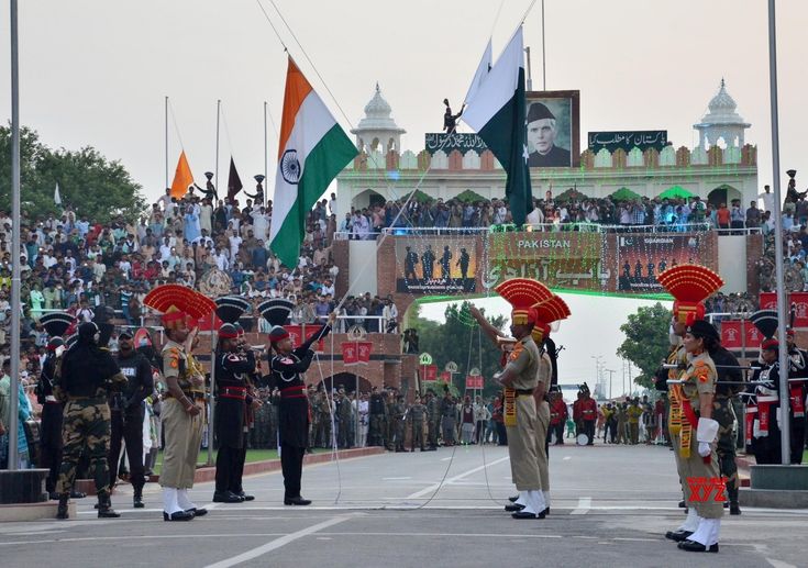 attari_-beating-retreat-ceremony-at-indo-pak-border-gallery-social-news-xyz